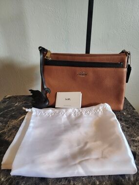 Coach Pop Up Pouch Swing Pack Crossbody Bag